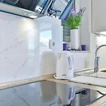 Villa Modern Futura With Pool