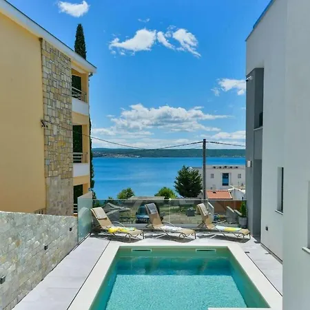 Villa Modern Futura With Pool *