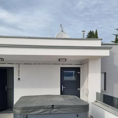 Modern Futura With Pool * Jasenice (Zadar)
