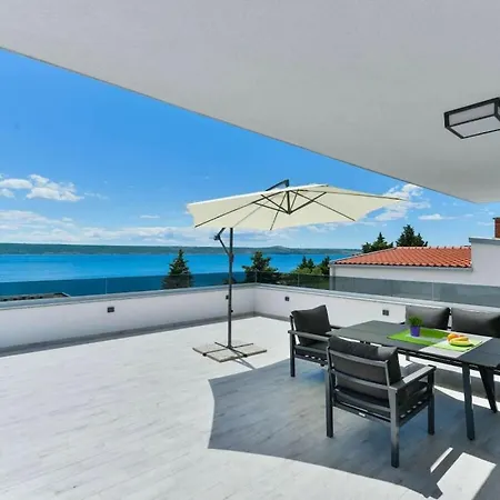 Villa Modern Futura With Pool