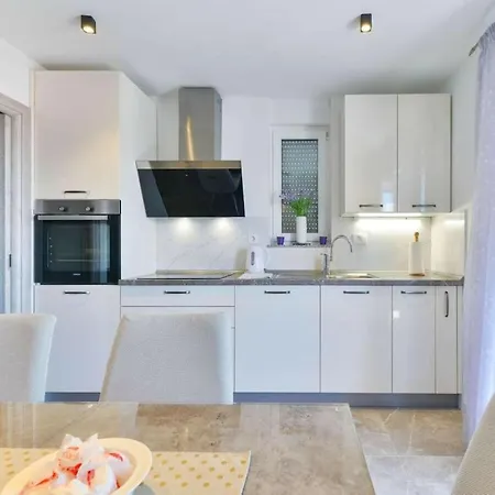 Modern Futura With Pool * Jasenice (Zadar)