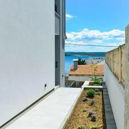 Modern Futura With Pool Jasenice (Zadar)