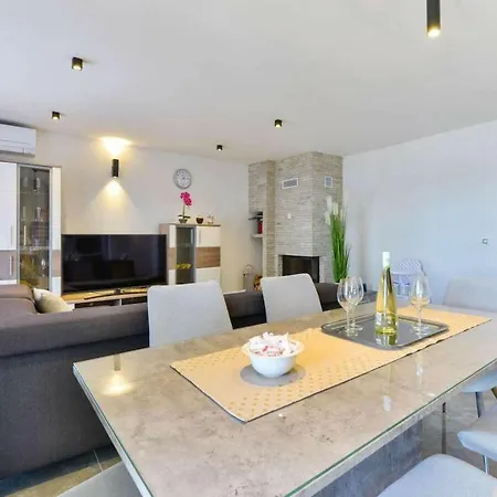 Villa Modern Futura With Pool Jasenice (Zadar)