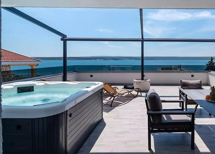 Villa Modern Futura With Pool *