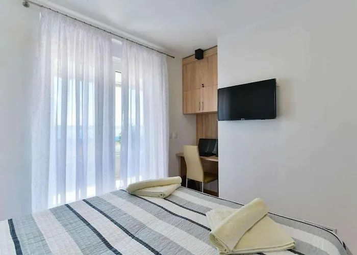 Villa Modern Futura With Pool