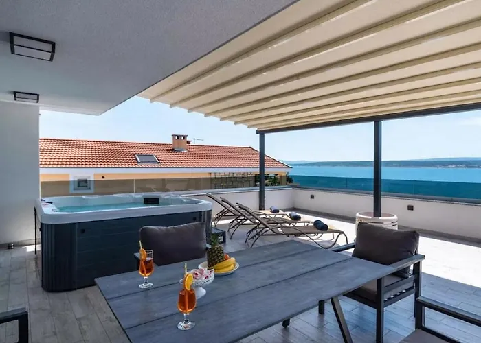 Villa Modern Futura With Pool *